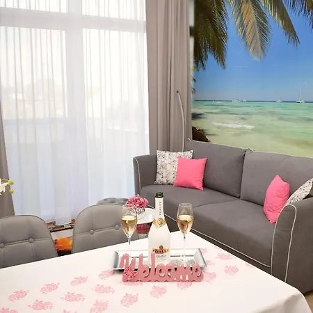 Silverlux Apartment